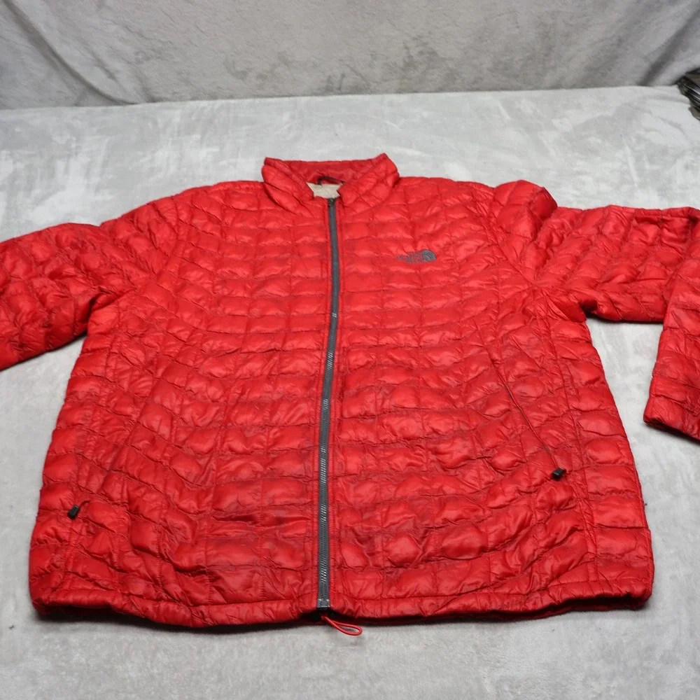 North Face Jacket Men XL Red Quilted Full Zip Thermoball Insulated Winter Puffer